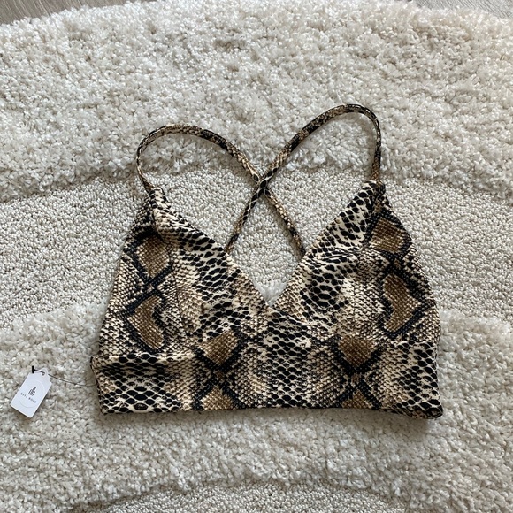 NWT Snakeskin crop top new Medium and large - Picture 3 of 7